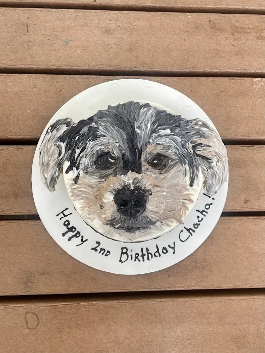 Axel & Tia’s Pet Bakery Picture 5