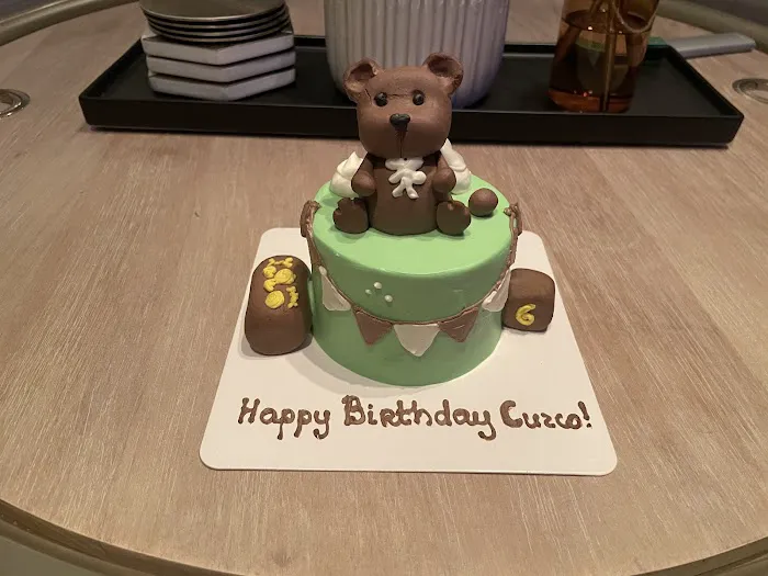 Axel & Tia’s Pet Bakery Picture 9