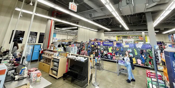 Petco Picture 1