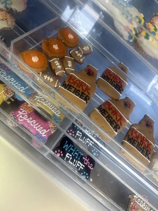 Roxanne’s Gourmet Pet Bakery Picture 1