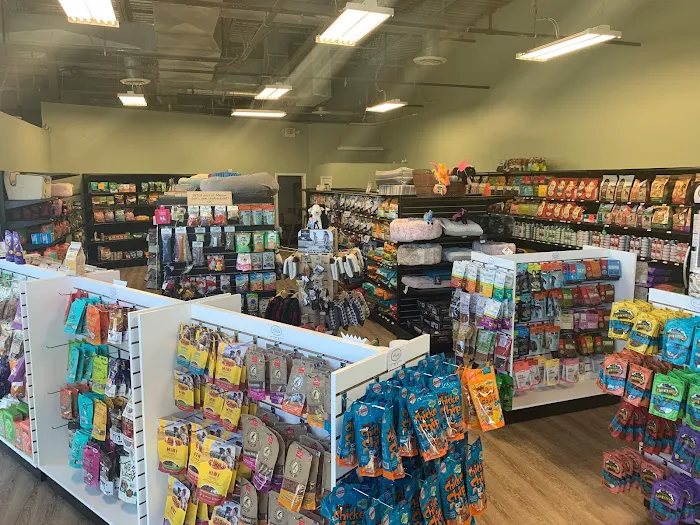 Well Bred - The Healthy Pet Marketplace, Self Wash & DOG GROOMERS Picture 6