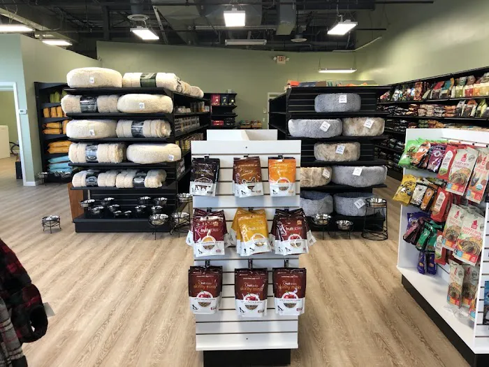 Well Bred - The Healthy Pet Marketplace, Self Wash & DOG GROOMERS Picture 10