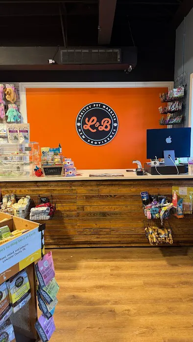 L&B Healthy Pet Markets Picture 2