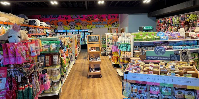 L&B Healthy Pet Markets Picture 1