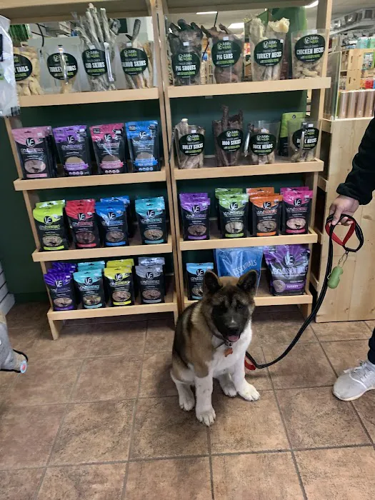 Community Pet Supplies - Huntington Village Picture 1