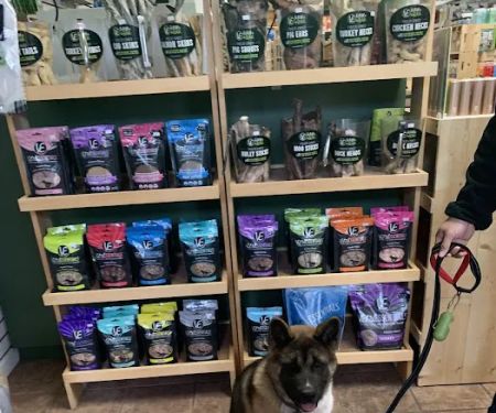 Community Pet Supplies - Huntington Village