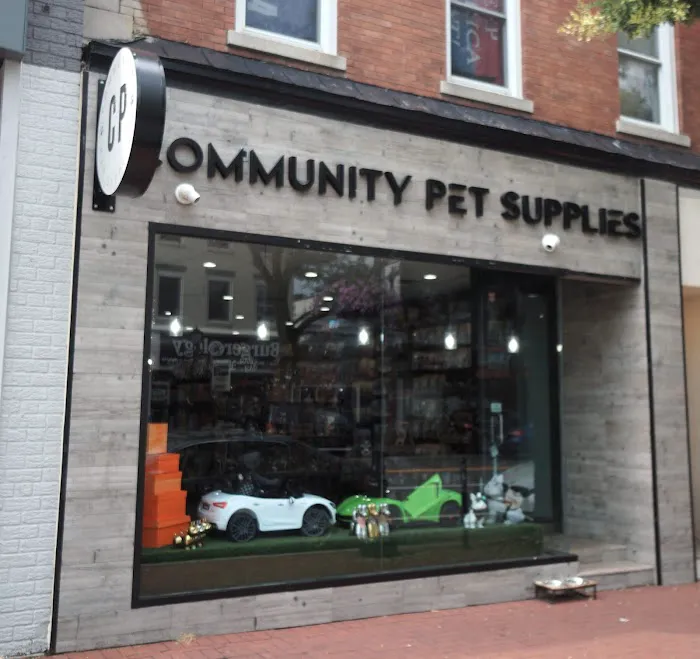 Community Pet Supplies - Huntington Village Picture 2