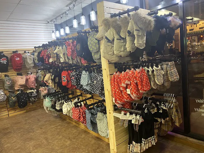 Community Pet Supplies - Huntington Village Picture 4