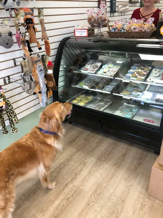 Well Bred - The Healthy Pet Marketplace & DOG GROOMERS Picture 4