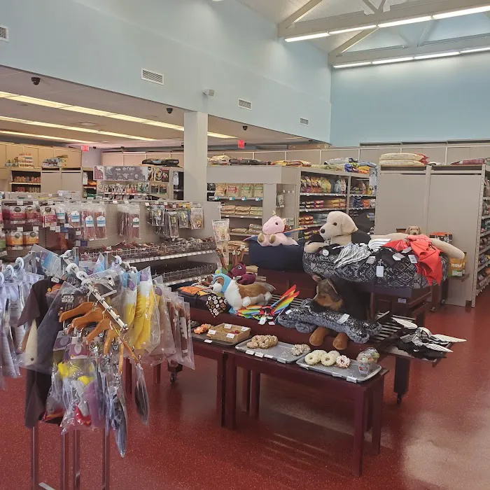 Pet Pantry Warehouse Picture 1