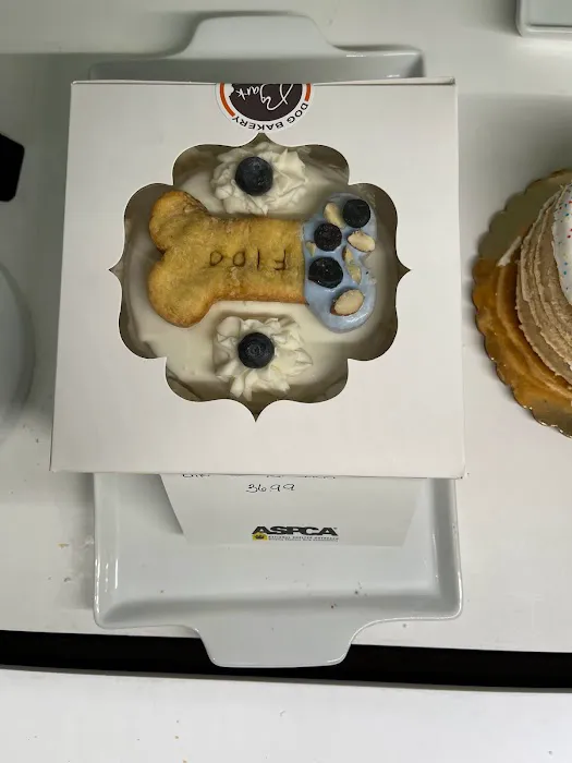 Bark N’ Bites Dog Bakery Picture 3
