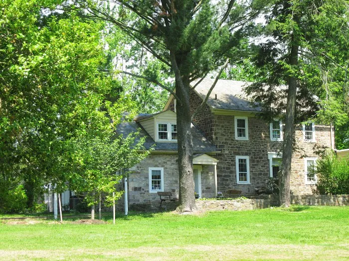 Doylestown Veterinary Hospital & Holistic Pet Care Picture 1