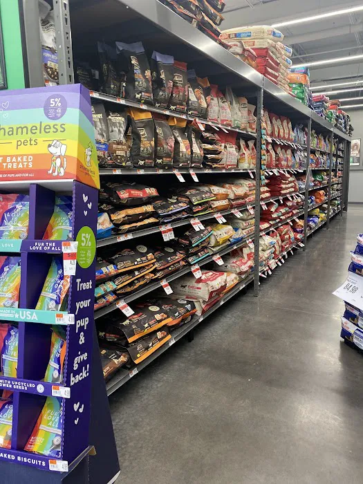 Pet Supplies Plus New Windsor (Vails Gate) Picture 1