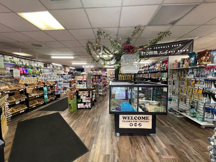 Lacey Pet Supply with Next Level Exotics Picture 2
