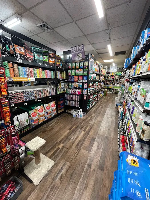 Lacey Pet Supply with Next Level Exotics Picture 9