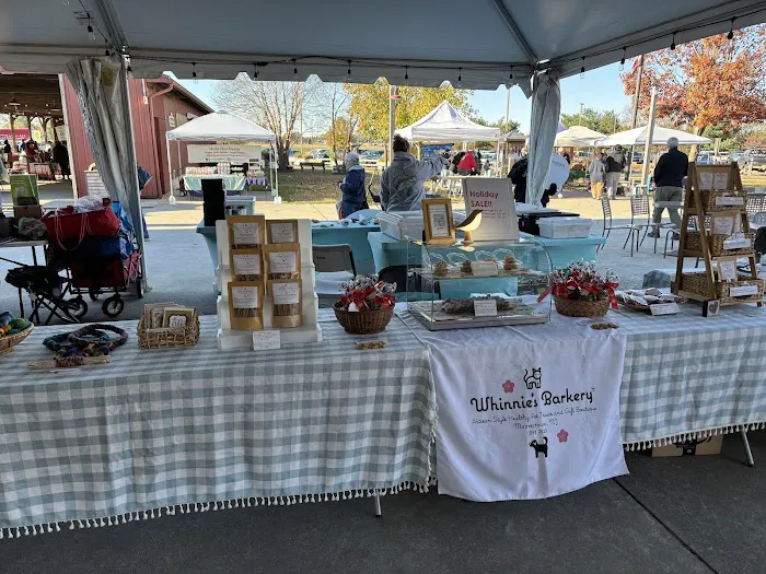 Whinnie's Barkery and Gift Boutique Picture 5
