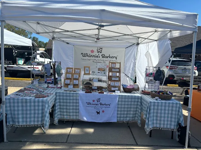 Whinnie's Barkery and Gift Boutique Picture 10