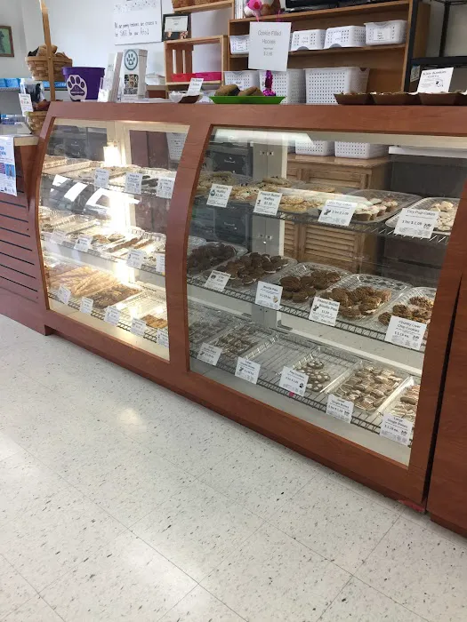Canine Acres Bakery and Deli Picture 3