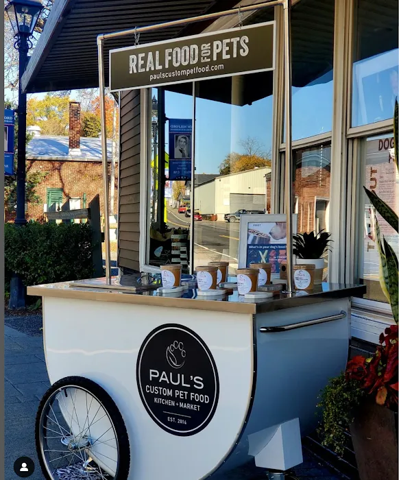 Paul's Custom Pet Food Kitchen + Market Picture 3