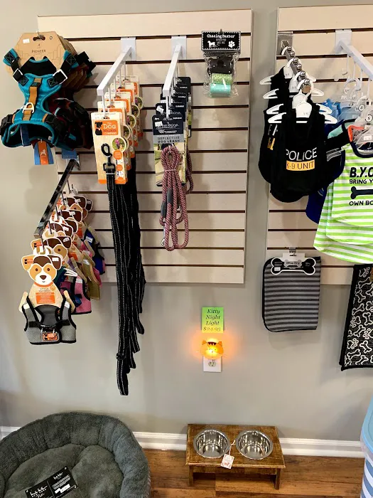 Woof Woof Barkery & Pet Boutique Picture 6