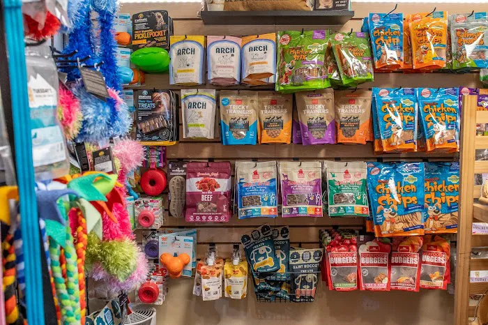 Abel Pet Supply Picture 9