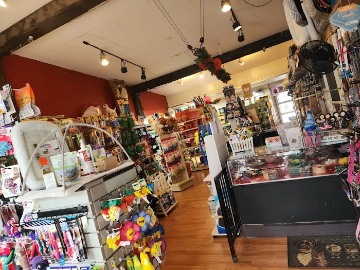 Paws & Tail Pantry Picture 2