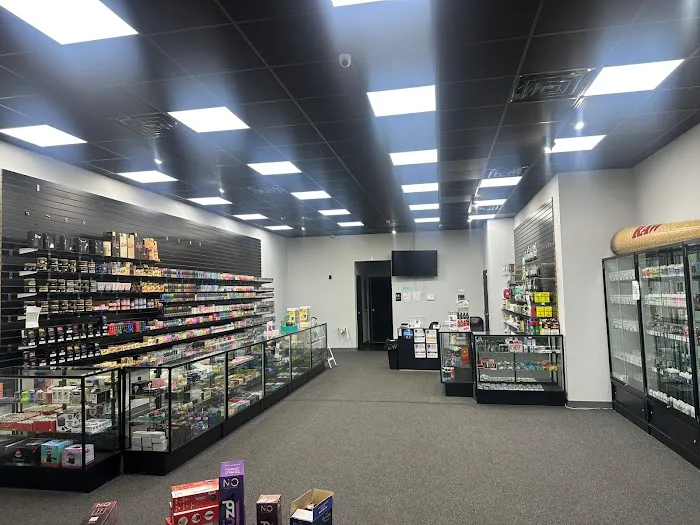 Mohegan smokeshop cigar & vape Picture 1