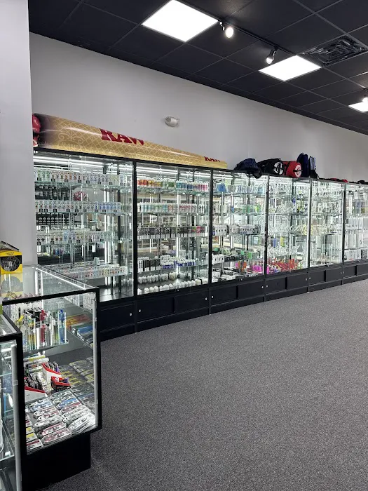 Mohegan smokeshop cigar & vape Picture 8