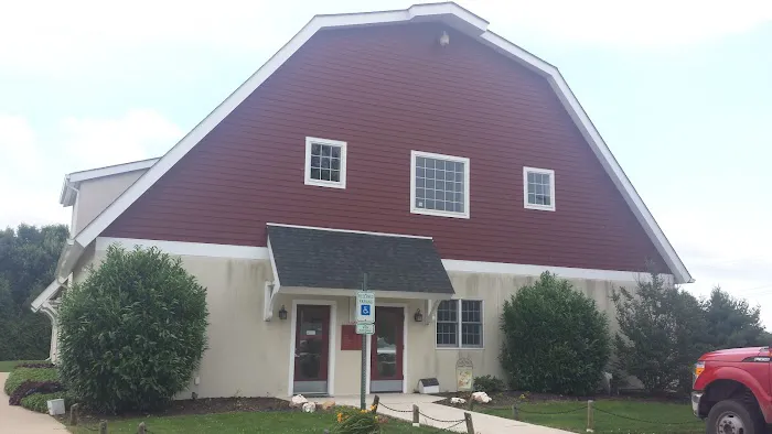 Crest VIEW Animal Clinic Picture 1