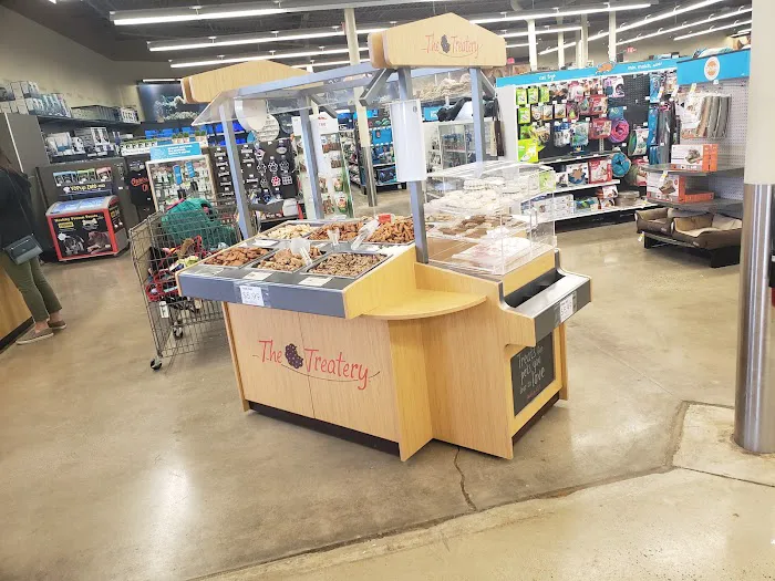 Petco Picture 4