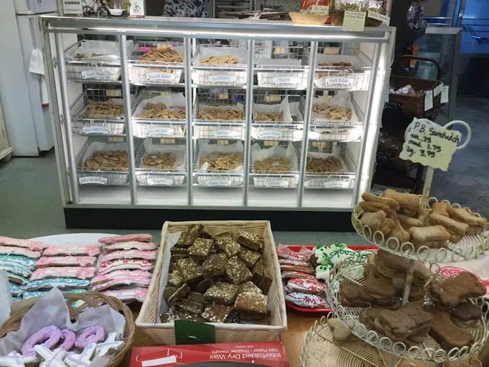 Doggie Delights Bakery Picture 4