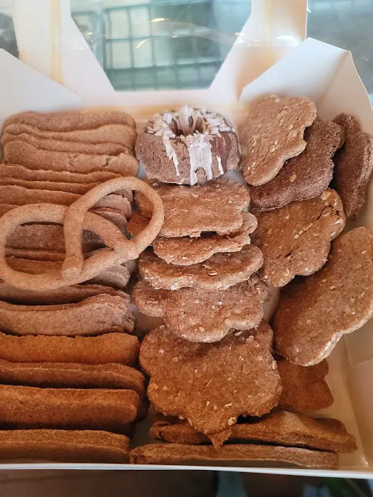 Kerri's Pawsome Bakery Picture 9