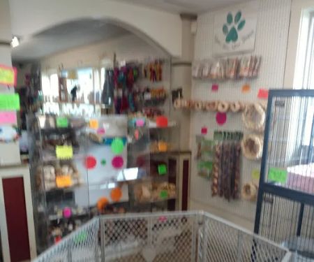 Vinnie's Bow Wow Shoppe
