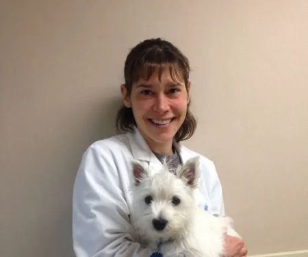 Dr. Laurie Farragher, DVM