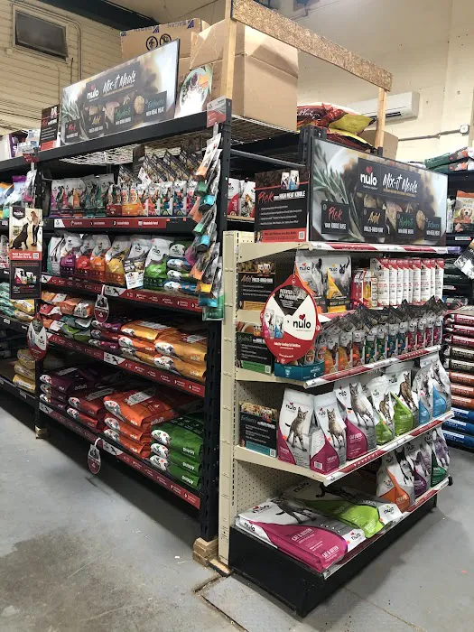 Brooklyn Farm & Pets & Hardware LLC Picture 3