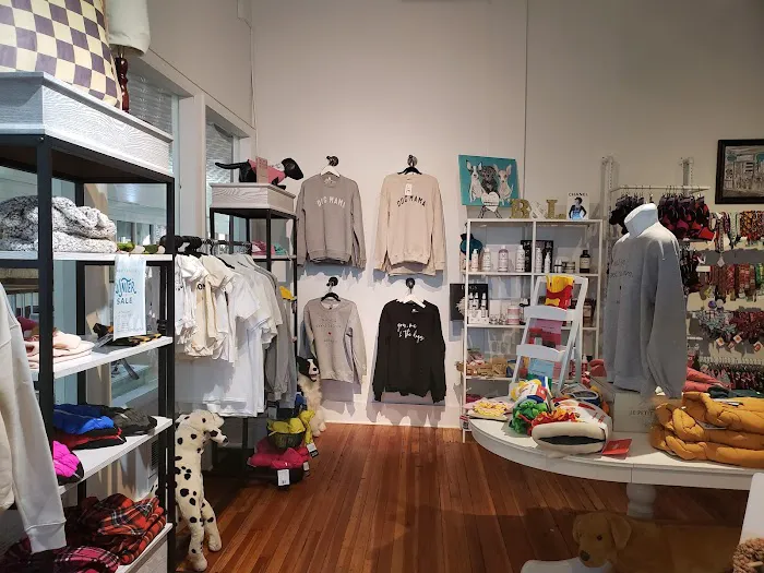 Bella & Lindy Pet Boutique Picture 2