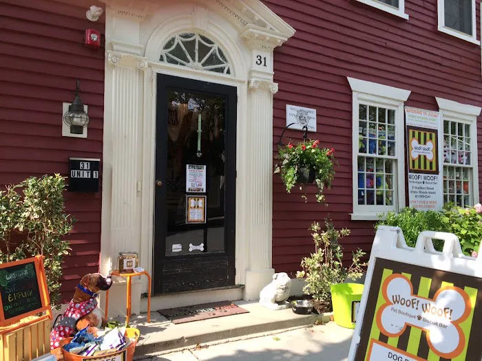 WOOF! WOOF! Pet Boutique & Biscuit Bar Picture 2