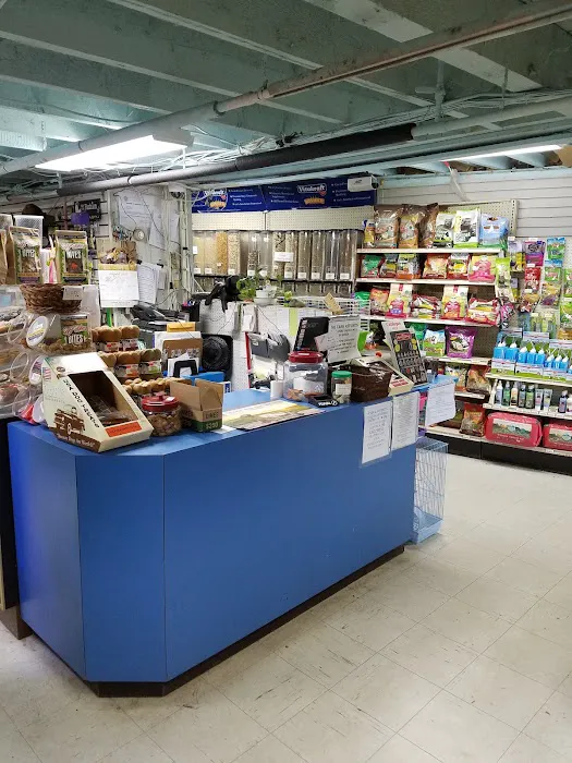Animal Instincts Aquarium and Pet Center Picture 2