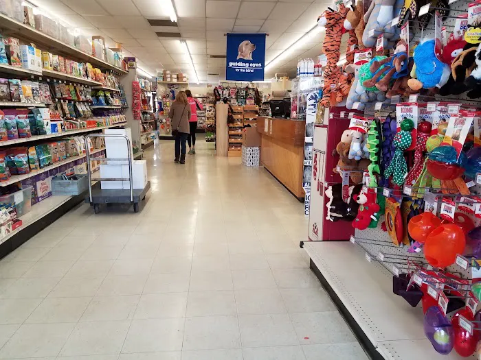 Weber's Pet Supermarket Picture 6
