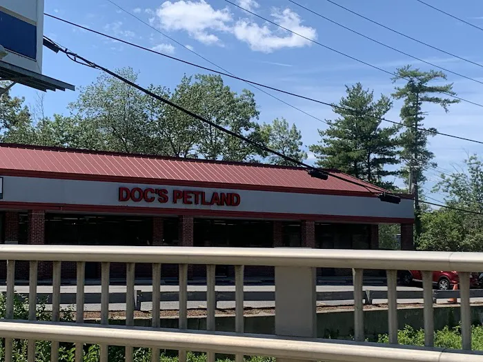 Doc's Petland Inc Picture 2
