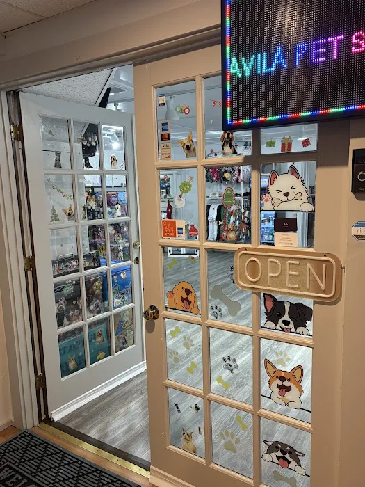Avila Pet Store Picture 7