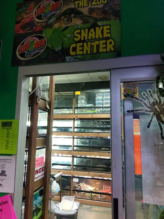 Zoo Creatures Pet Store Picture 2