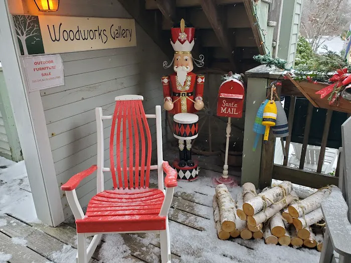 Brewster Bird House at Woodworks Gallery Picture 6