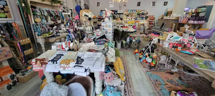 Happy Tails Shoppe Picture 1