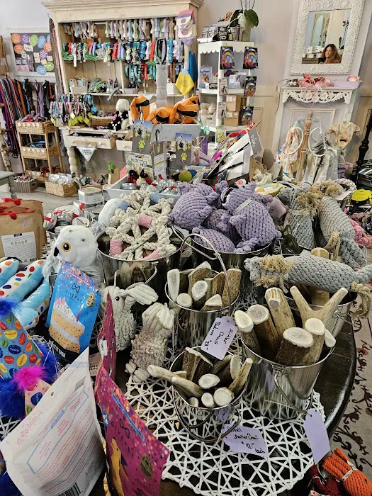 Happy Tails Shoppe Picture 5