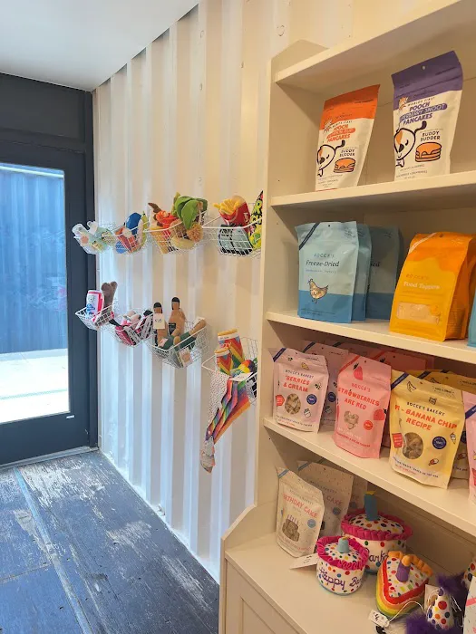 Nora Jane's Pet Supply Picture 5