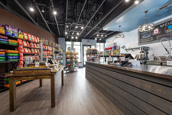 Barking Dog Bakery and Feed Picture 3