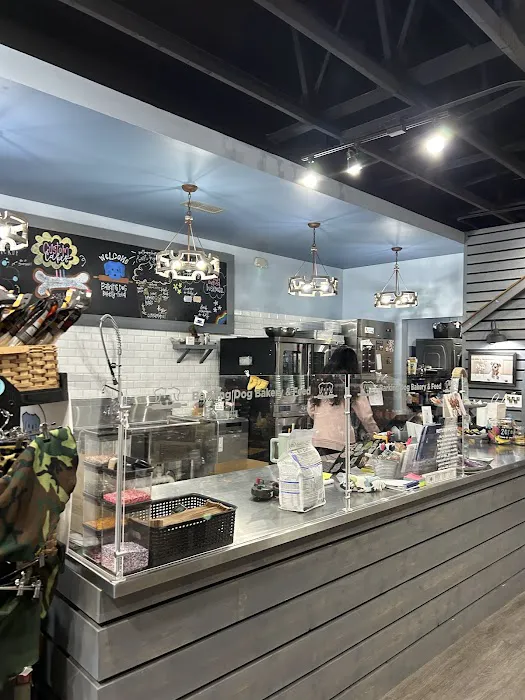 Barking Dog Bakery and Feed Picture 7