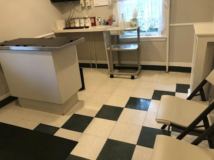 Roseland Animal Care Picture 8