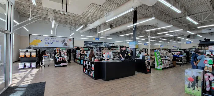 Pet Supermarket Picture 2
